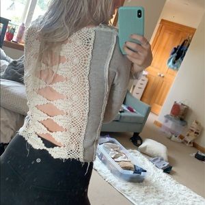 Free people shirt with super cute back!